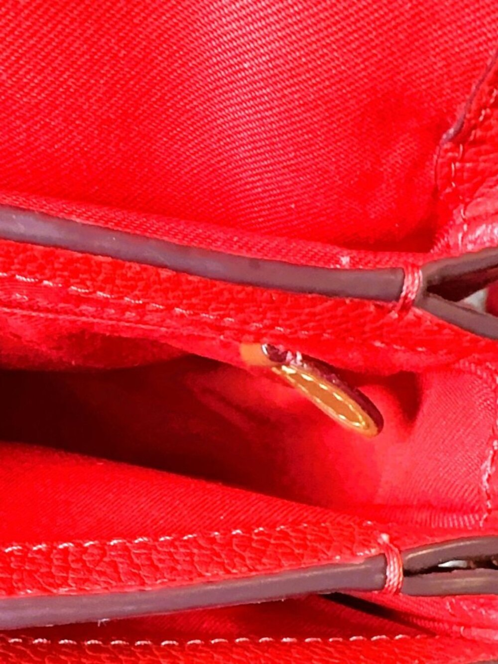 Coach "Cassie" 19 Red pebbled Bag with detachable handles & Strap. - Picture 7 of 13